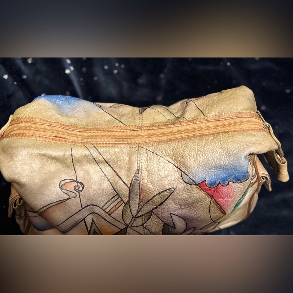 Magnifique Vintage Hand Painted Shoulder Bag (Tan) - EUC - Picture 3 of 10
